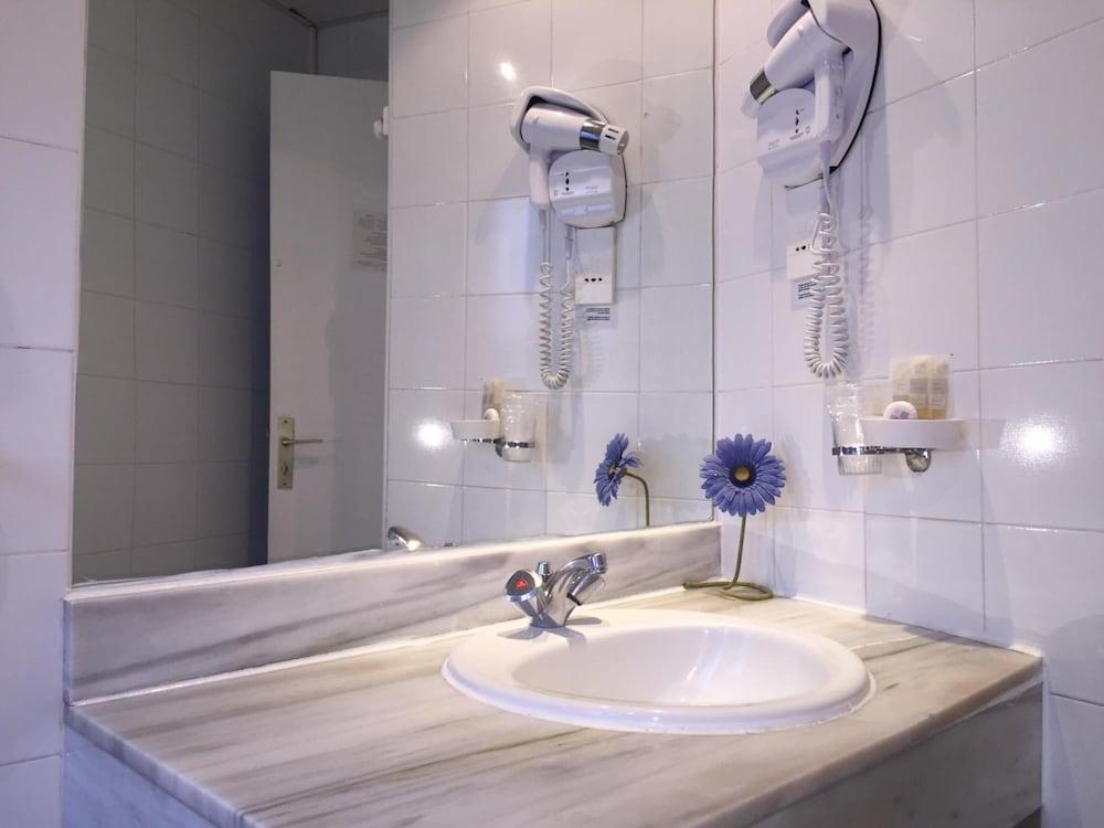 Casa Serena Paris Hotel Экстерьер фото